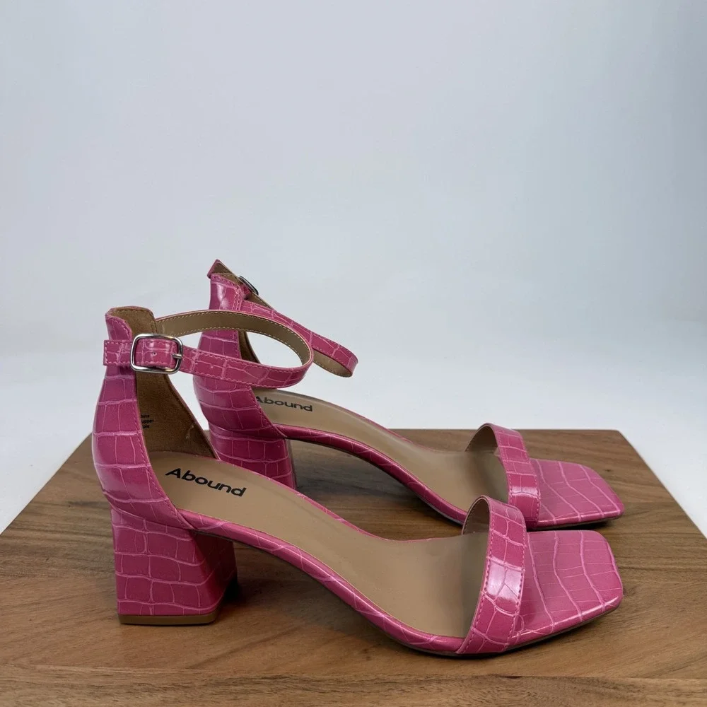 New‎ NWOB Womens Abound Finn Pink Croc Print Ankle Strap Sandals Heels Size 11 M